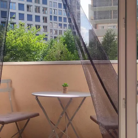 Apartamento Sur Le Metro 12 Pour Montmartre